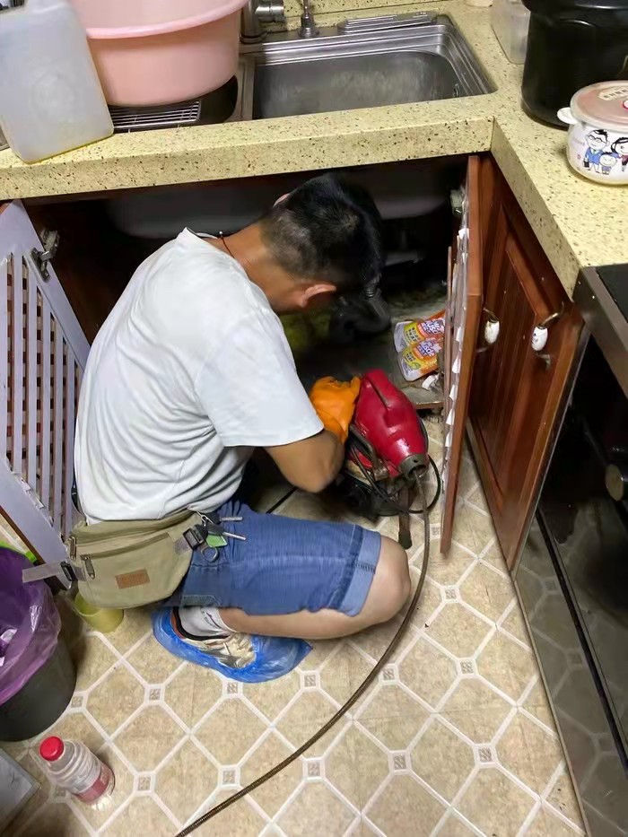 西华通下水道